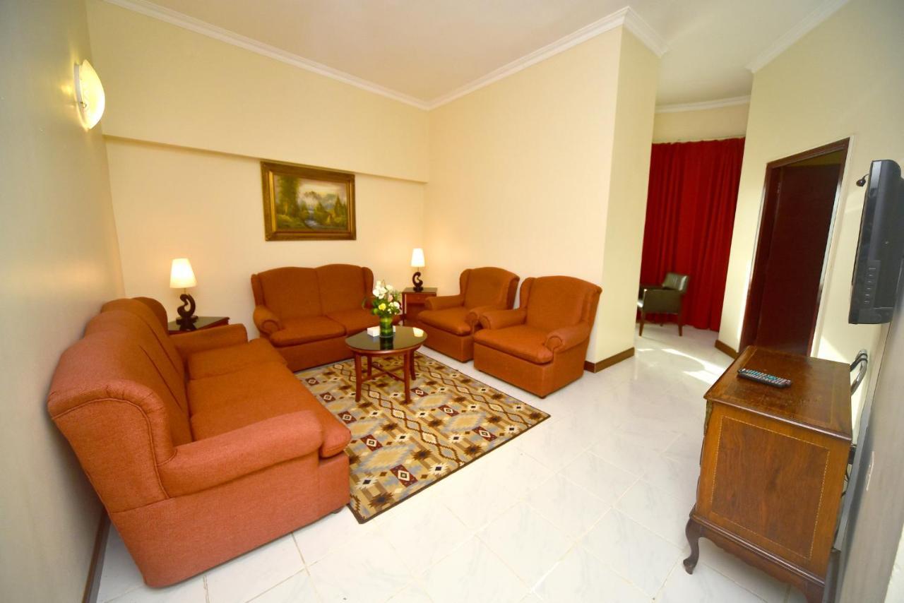 Nejoum Al Emarat Отель 3*